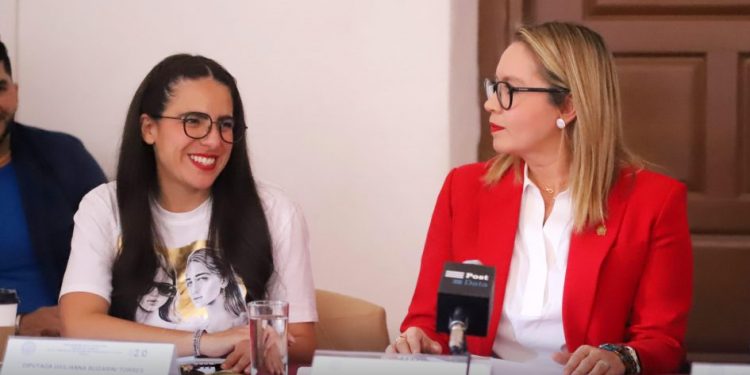 Giulianna Bugarini y Yarabí Ávila-Morelia Informativo