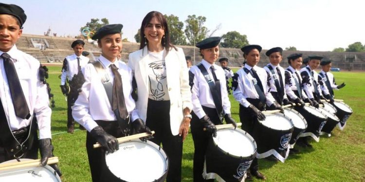 Últimos días para solicitar la beca Rita Cetina: SEE