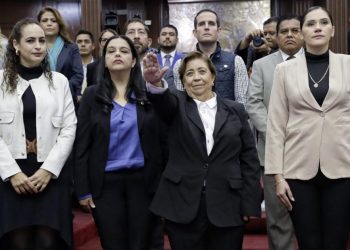 Congreso del Estado toma protesta a Presidenta Municipal Sustituta de Cotija