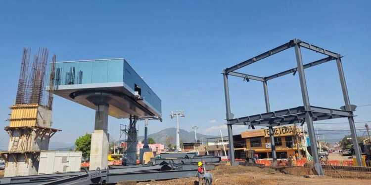 Llegarán 50 embarques para avanzar con la construcción del teleférico de Uruapan: Gladyz Butanda
