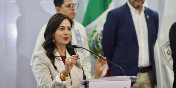 Con obras, se transforman escuelas de Morelia con más de 148 mdp: Bedolla