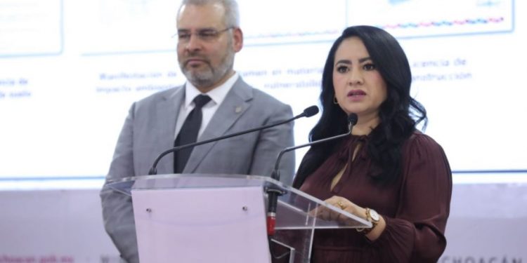 Avance del teleférico de Uruapan supera el 60 %: Gladyz Butanda