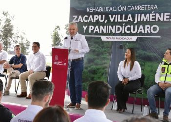 Invertidos casi 6 mil mdp en 22 proyectos carreteros multianuales de Michoacán: Bedolla