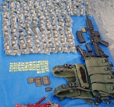 En Buenavista, FGE y DEFENSA aseguran 243 dosis de narcótico y armas de fuego; hay un detenido