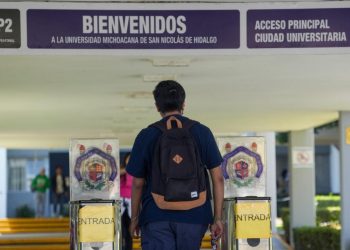 UMSNH da un paso adelante para apoyar a la comunidad migrante; connacionales podrán revalidar créditos escolares