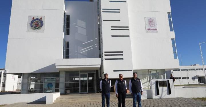 Yarabí Ávila visita Unidad Profesional de Zamora; muy pronto convocatoria de nuevo ingreso a la UMSNH