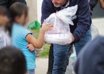 Policía Morelia lleva alegría a niñas y niños en el Día de Reyes