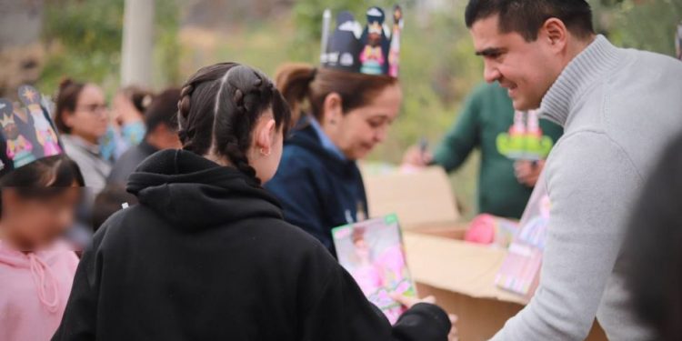 DIF Morelia arranca la entrega de juguetes en Morelia en apoyo a los Reyes Magos