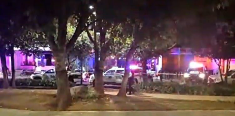 Atacan tres bares simultáneamente, saldo de 3 muertos y 2 lesionados
