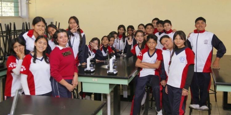 Estos son los documentos que necesitas para recibir la tarjeta de la beca Rita Cetina: SEE