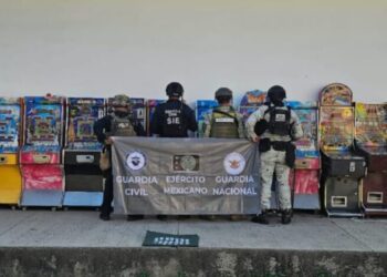 Decomisan 16 máquinas tragamonedas y droga en Apatzingán: SSP