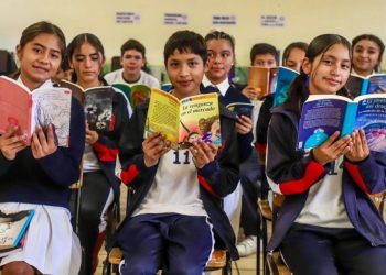 Programa de lectura En Michoacán se Lee llega a telesecundarias
