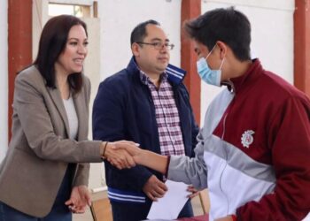 ¿Estudias la prepa? Estos documentos necesitas para solicitar la beca Benito Juárez