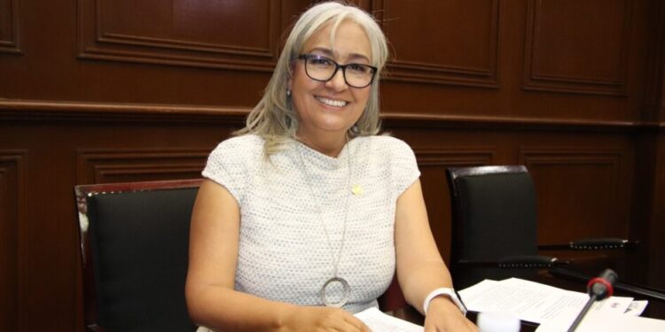 Busca Belinda Iturbide que actas de defunción de personas desaparecidas sea expedita