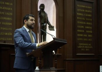 Octavio Ocampo propone fortalecer la lucha anticorrupción en Michoacán