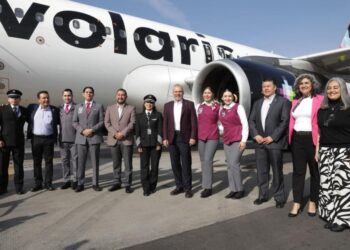 Nuevas rutas aéreas elevan a Michoacán en turismo: Bedolla