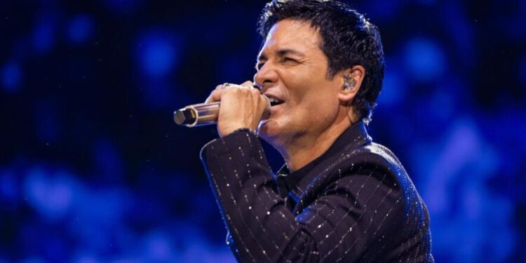 Estalla” fiesta y alegría con Chayanne en el Morelos; lleno total