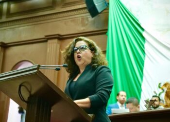 Melba Albavera presenta iniciativa que busca poner alto al acoso sexual en espacios Públicos