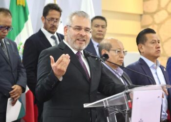 Tenemos mucha presidenta y gracias al respaldo de México frenó aranceles: Bedolla