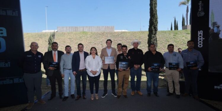 Presidentes municipales felicitan a Alfonso Martínez por el Plan Hídrico Agua 2050