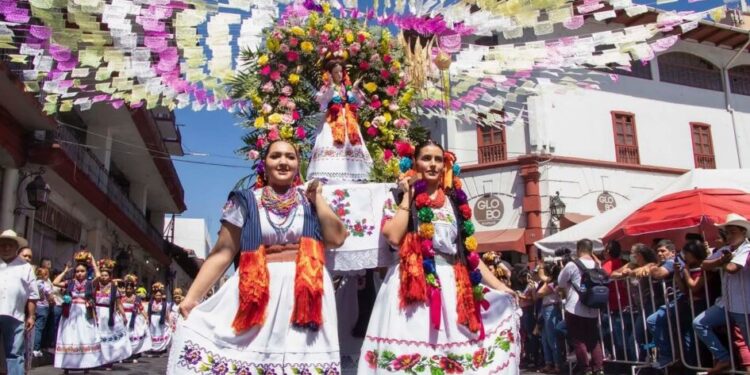 Poder ancestral de mujeres brillará en la K’uínchekua 2025