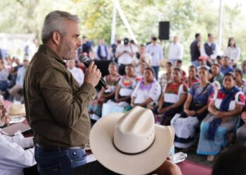 En marzo se reactiva empleo temporal para preservación del lago de Pátzcuaro: Bedolla