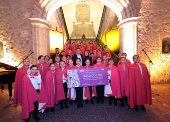 DIF Morelia reúne fondos para presentación de los Niños Cantores de Morelia en Barcelona