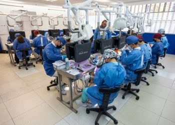 Medicina, Odontología y Derecho encabezan el Top 10 de las carreras con mayor demanda en la UMSNH