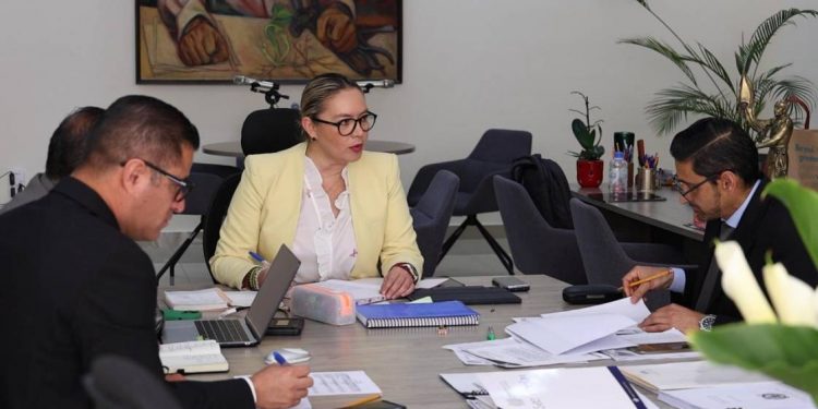 Yarabí Ávila señala que se continuará fortaleciendo a la planta docente; iniciará segunda etapa del programa de Actualización de Asignaturas