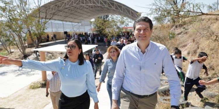 Alfonso Martínez pide a su gabinete enfocarse en el trabajo y no en campañas electorales