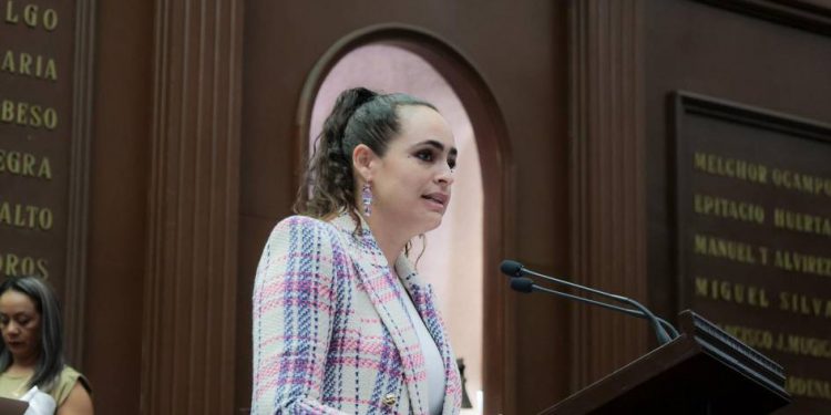 Sandra Arreola Ruiz impulsa reforma para sancionar negligencia en violencia de género