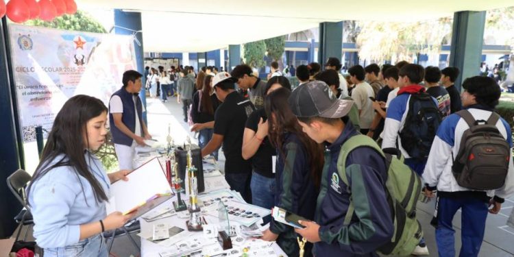 Más de 12 mil 300 personas han visitado ExpOrienta, ¡no te quedes fuera, atrévete a elegir!