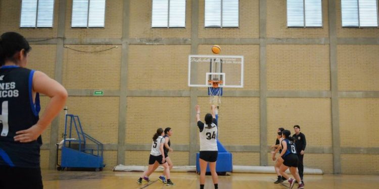 Equipo femenil de básquetbol 3×3 de la UMSNH aseguró su boleto a la fase regional de la Universiada 2025