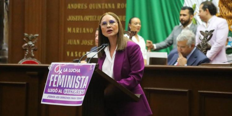 Seguiremos firmes contra los deudores alimentarios: Nalleli Pedraza