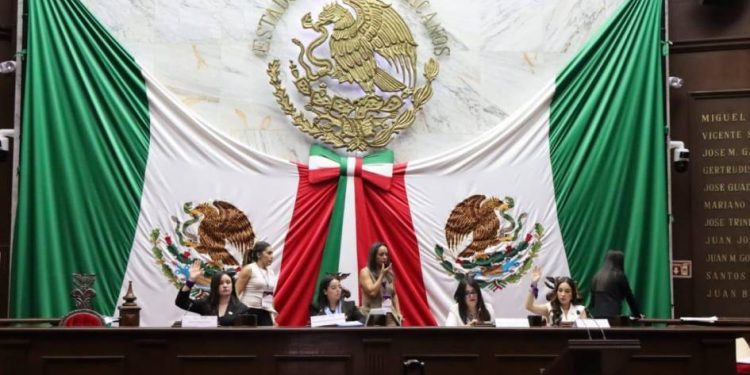 Lactarios obligatorios en instituciones públicas y privadas, propuesta de Segundo Parlamento de Mujeres