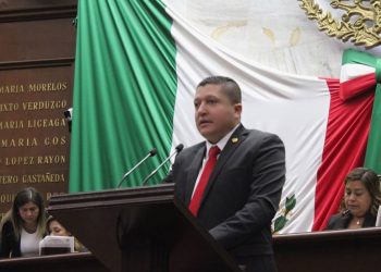 Propone Vicente Gómez iniciativas con sentido social