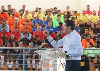 Inaugura Alfonso Martínez juegos deportivos del SIDEMM