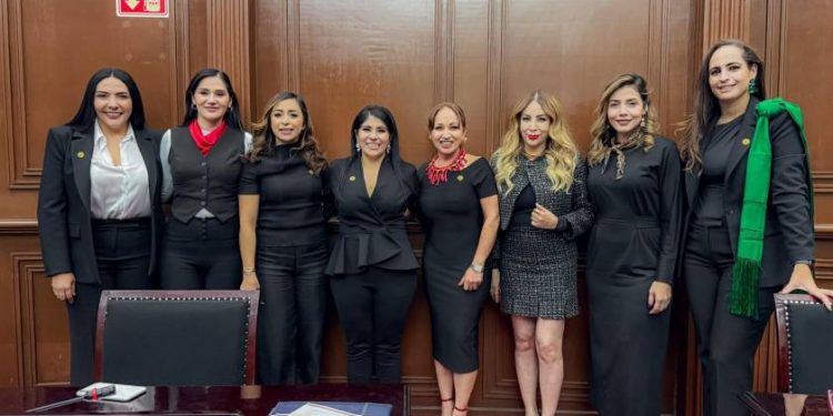 Impulsan diputadas agenda con perspectiva de género en el Congreso