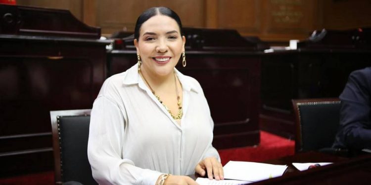 Lactarios institucionales en Michoacán para garantizar derecho a lactancia materna, acto de justicia para las madres trabajadoras: Adriana Campos