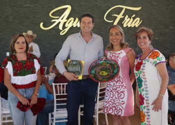 Alfonso Martínez llama a otorgar valor agregado a los productos michoacanos