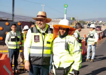 Michoacán sumará este año 2 mil km de carreteras rehabilitadas: Bedolla
