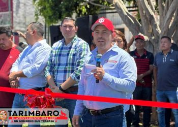 ERIC GAONA INAUGURA LA REHABILITACIÓN DE LA UNIDAD DEPORTIVA DEL FRACC. CAMPESTRE TARÍMBARO
