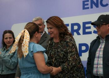 “Es tiempo de mujeres” significa mejorar las condiciones de trabajo: Fabiola Alanís a servidoras públicas de la ASM