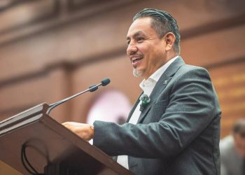 Víctor Manríquez propuso reforma para combatir la crisis del agua en Michoacán