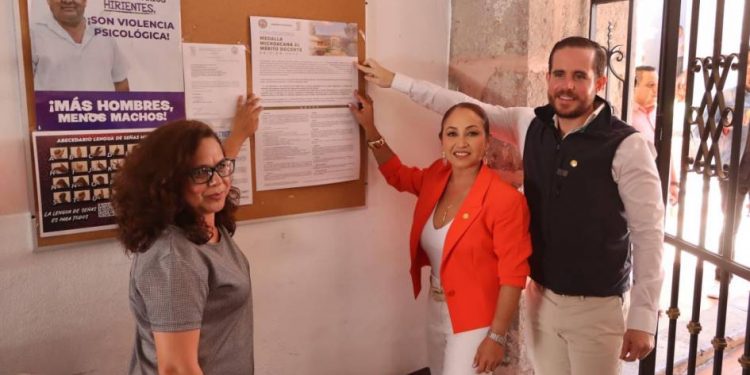 Este viernes, último día para postular al Mérito Docente 2025; Itzé Camacho llama a reconocer la labor educativa en Michoacán