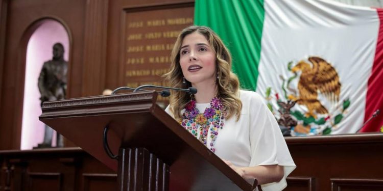 Logra Brissa Arroyo la consolidación del Parlamento Abierto en Michoacán