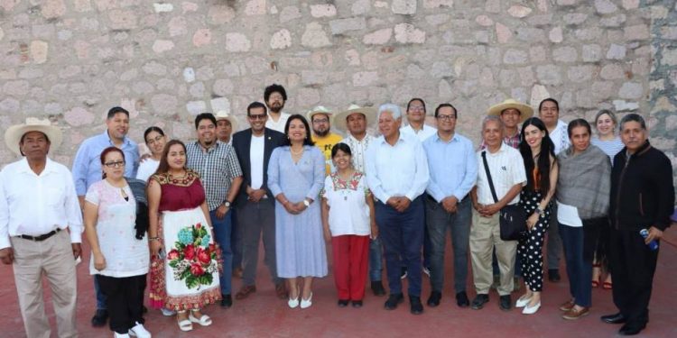 Respaldan diputados iniciativa ciudadana sobre Derechos Lingüísticos de los pueblos indígenas de Michoacán