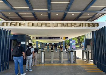 UMSNH entregó cheques a totalidad de dependencias para pago retroactivo de incremento salarial a docentes