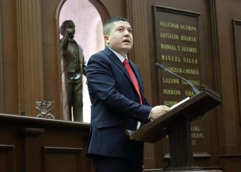 Suman 12 las iniciativas presentadas por Vicente Gómez Núñez