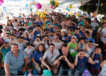 Con inflables gigantes, DIF Morelia celebra a las y los niños